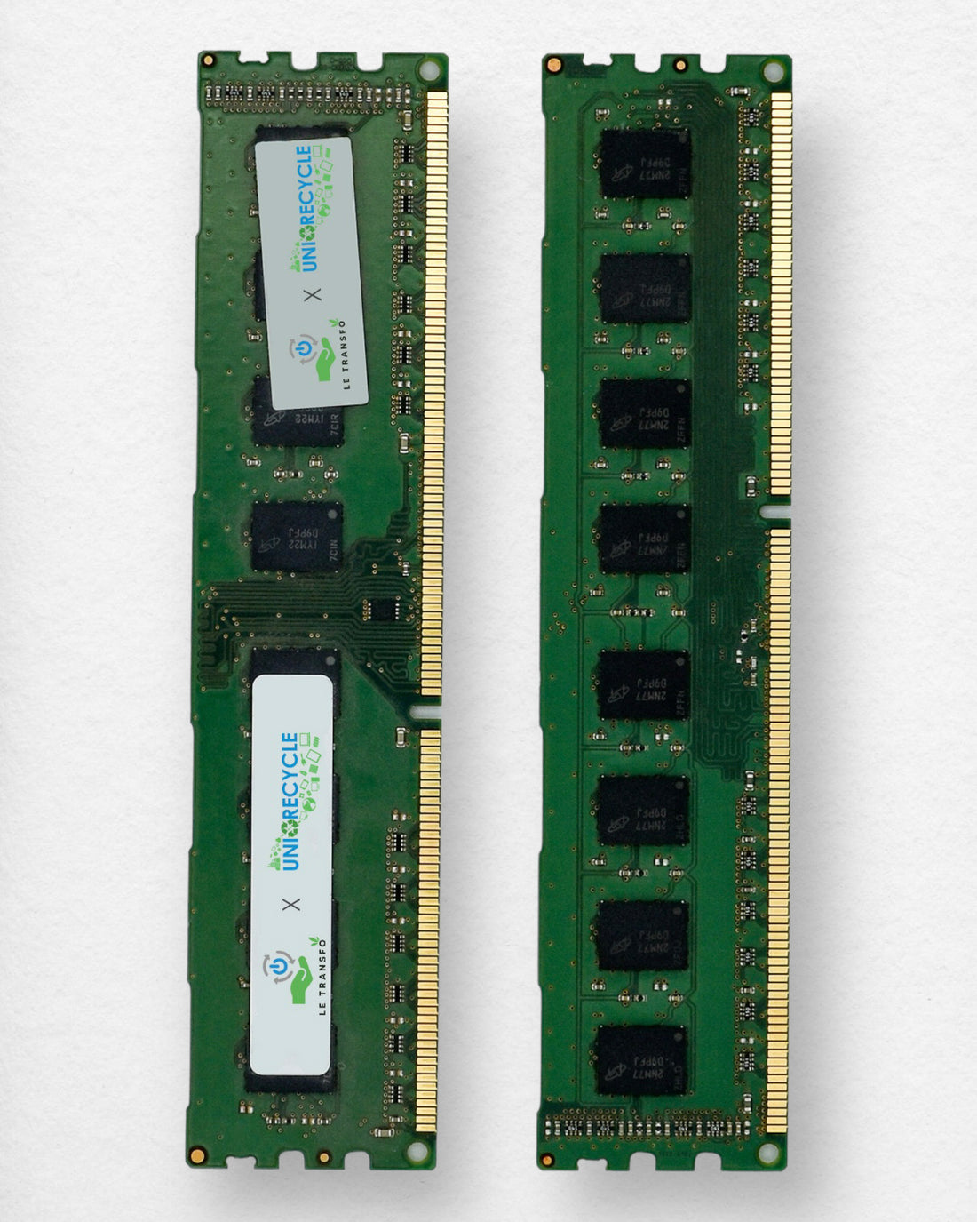 Barrette de mémoire vive (RAM) pour tour 4 GB DDR3