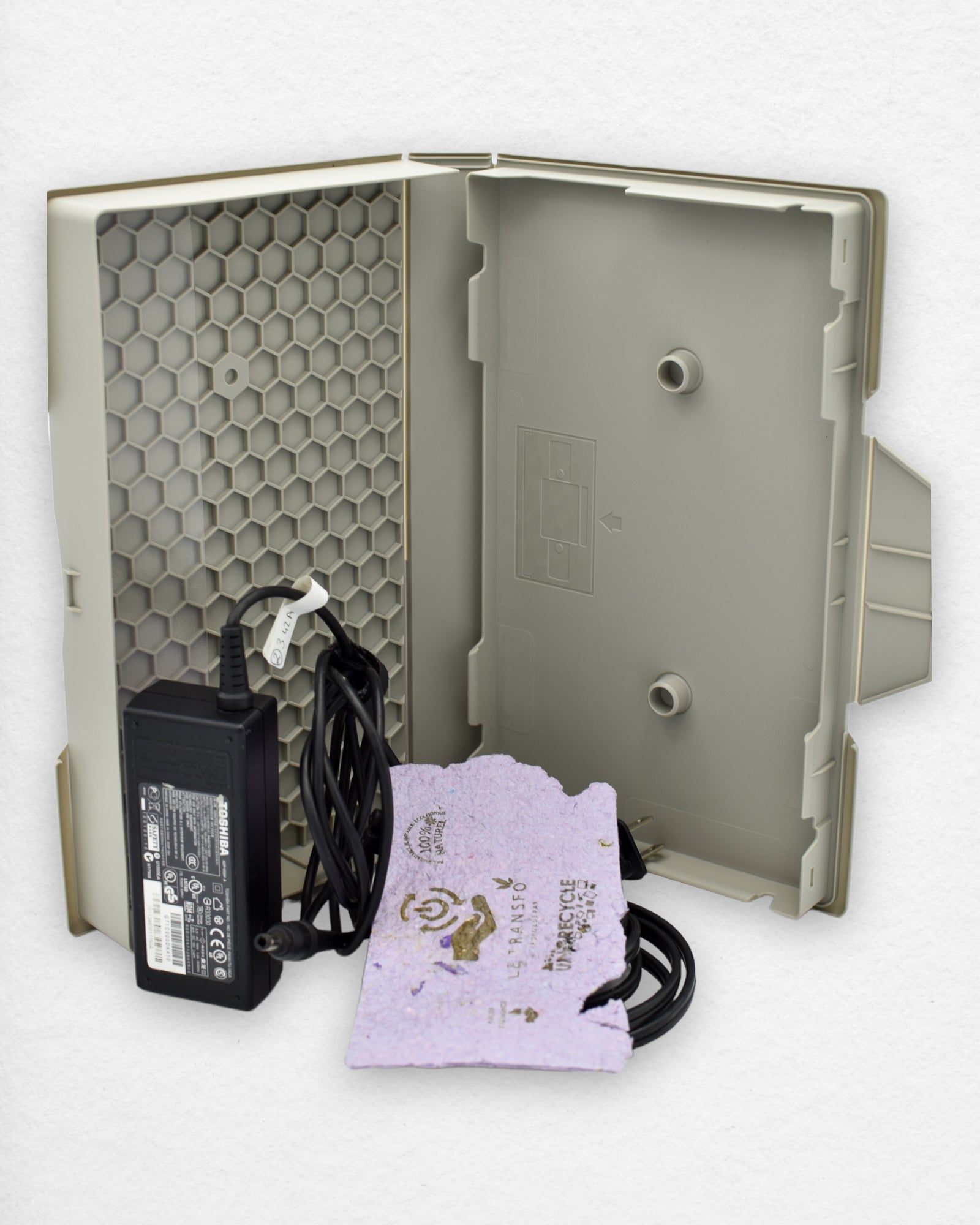 Chargeur Toshiba - Modèle 2 - SUR DEMANDE SEULEMENT