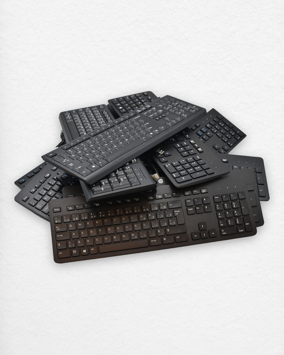 Clavier USB français - Lot de 10 claviers variés