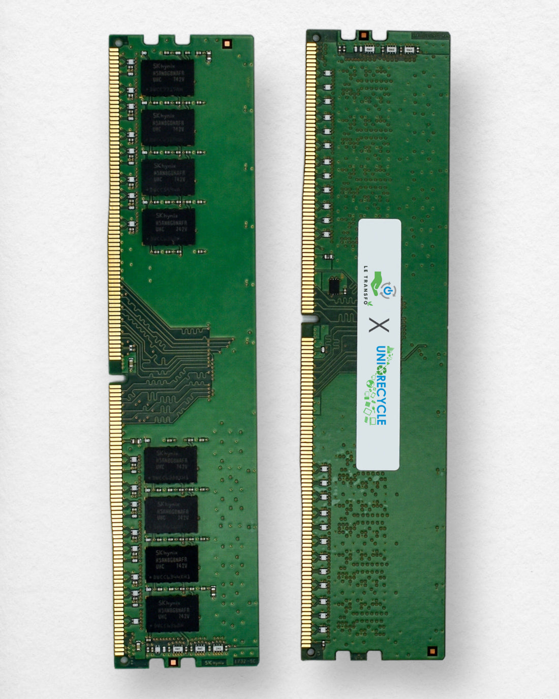 Barrette de mémoire vive (RAM) pour tour 8 GB DDR4