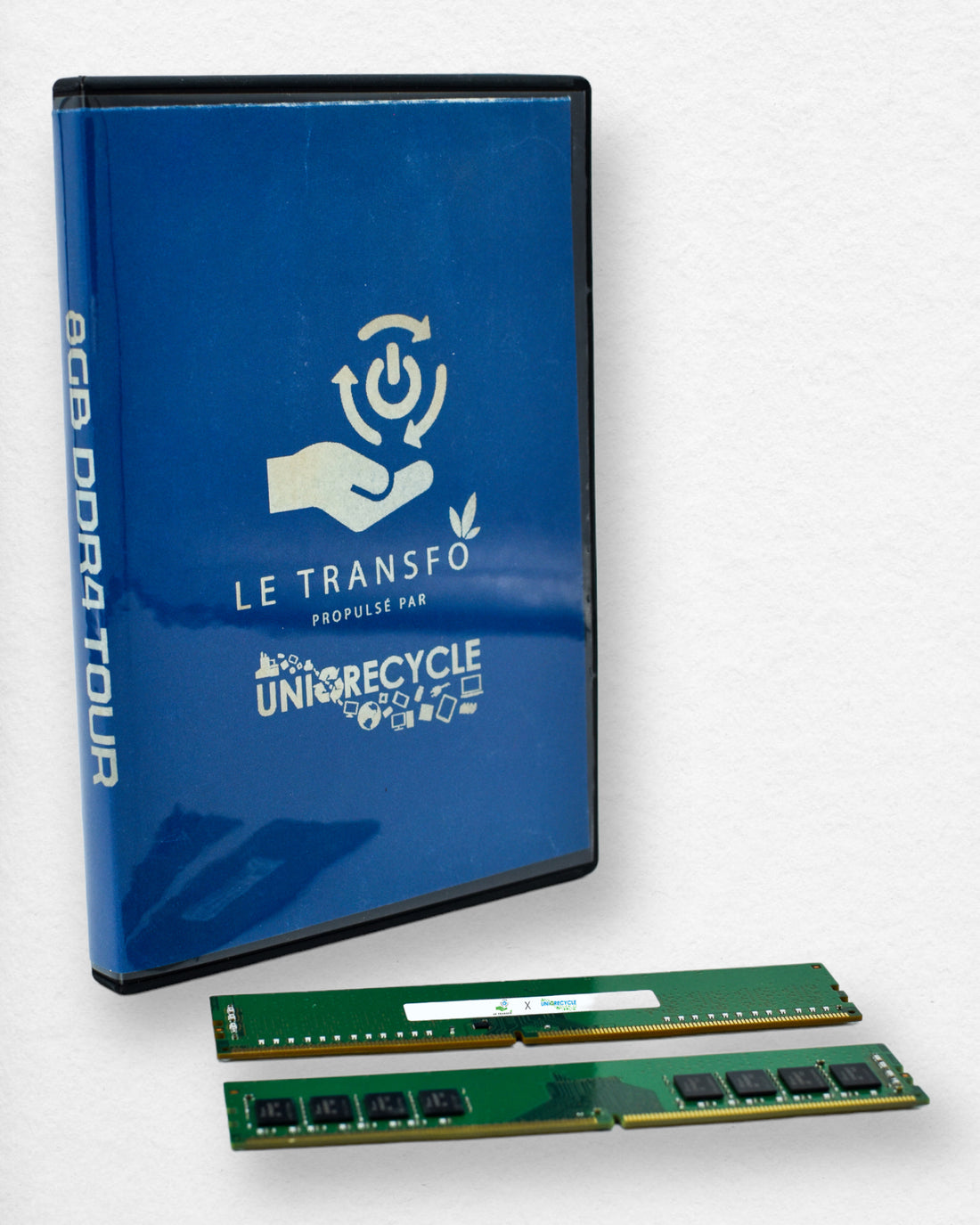 Barrette de mémoire vive (RAM) pour tour 8 GB DDR4