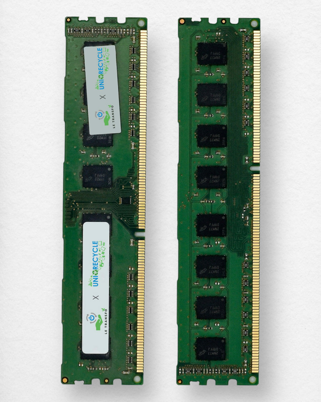 Barrette de mémoire vive (RAM) pour tour 4 GB DDR3