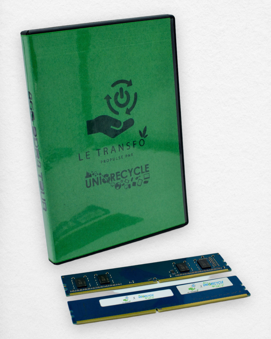 Barrette de mémoire vive (RAM) pour tour 4 GB DDR4