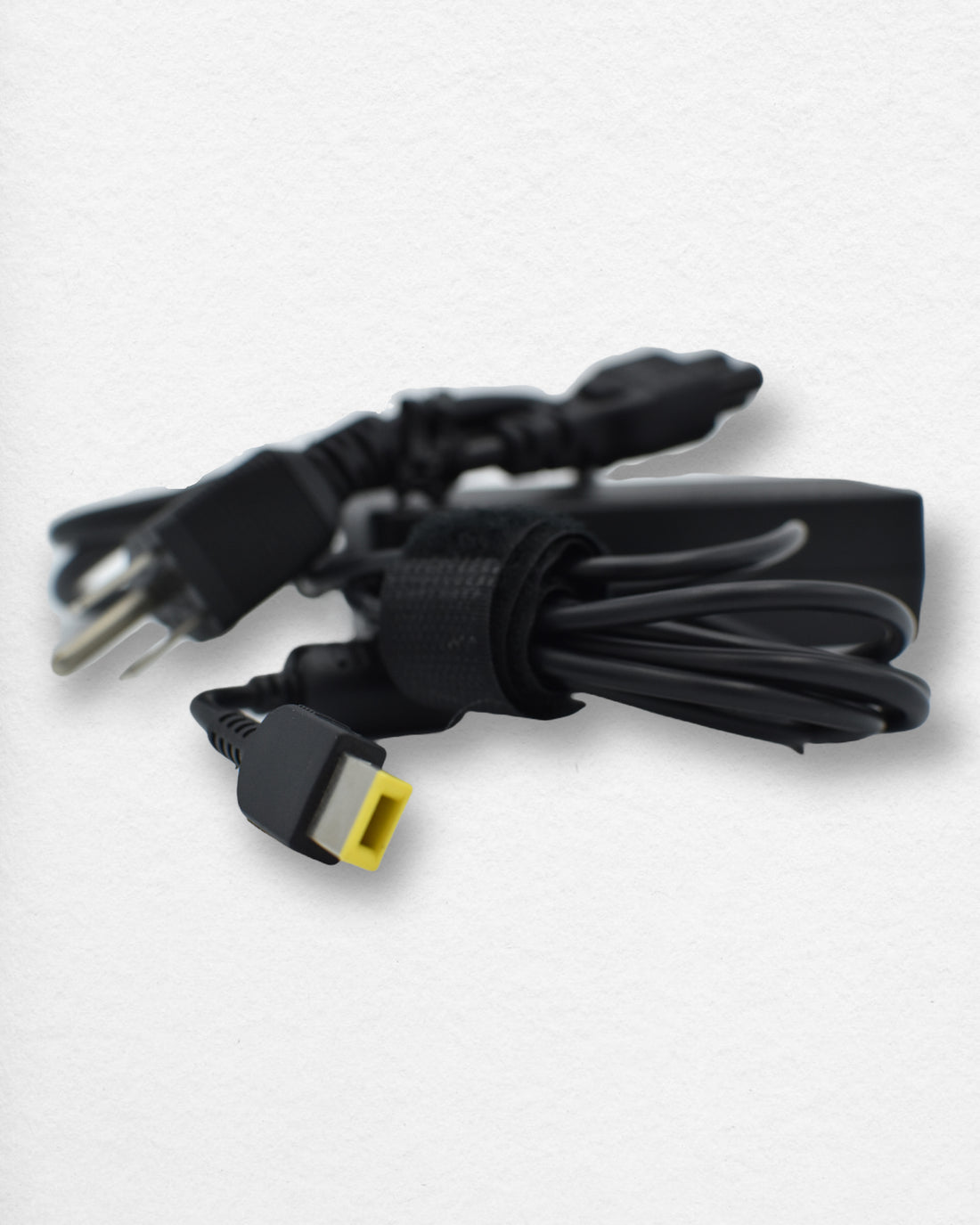 Chargeur Lenovo - Modèle 1 - SUR DEMANDE SEULEMENT