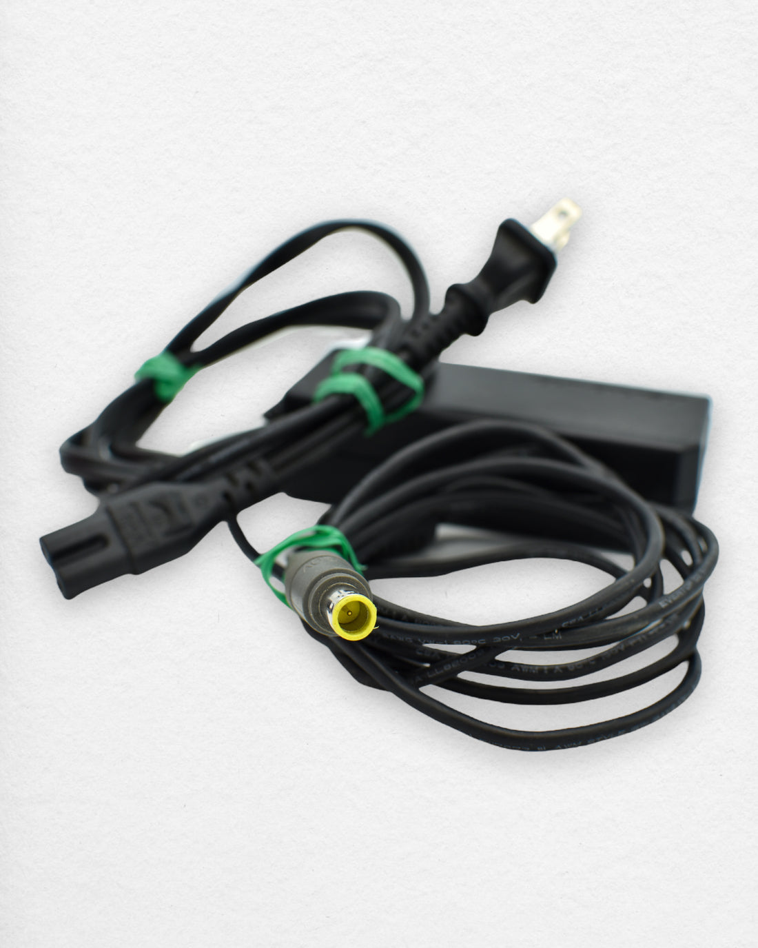 Chargeur Lenovo - Modèle 2 3.25 - SUR DEMANDE SEULEMENT